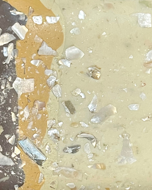 round hickorynut infused clay