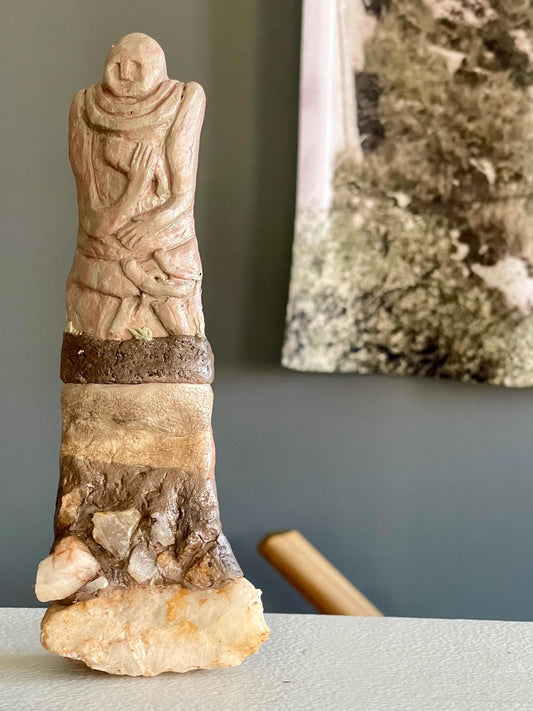 Jennifer the Keeper of Memory – Female Stone Gargoyle – Clay & Quartz Sculpture – Kurgan Stelae Inspired