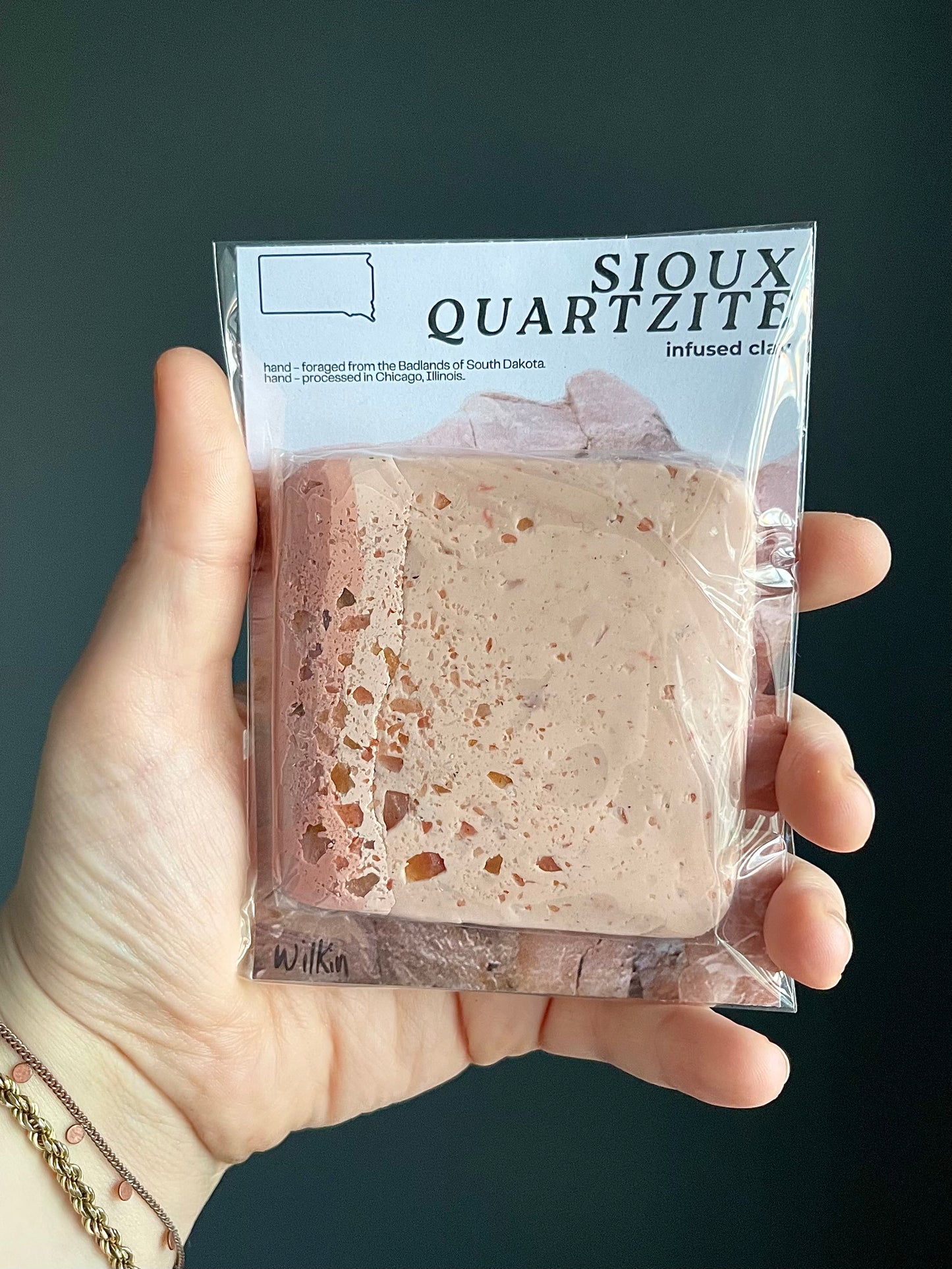 sioux quartzite infused clay