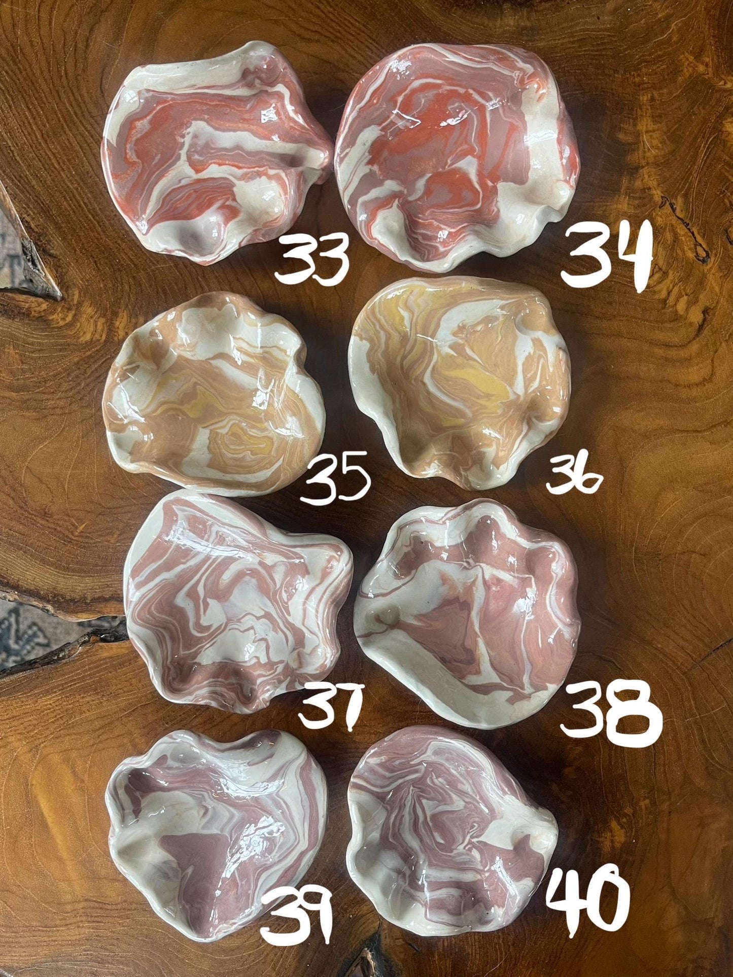 Palm Palette - Hand-Sculpted Artist Palette - Unique Left-Hand Design with Finger-Well Paint Layout