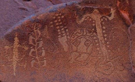 Murujuga Petroglyph Clay Wall Art: Hand-Sculpted Australian Aboriginal Design
