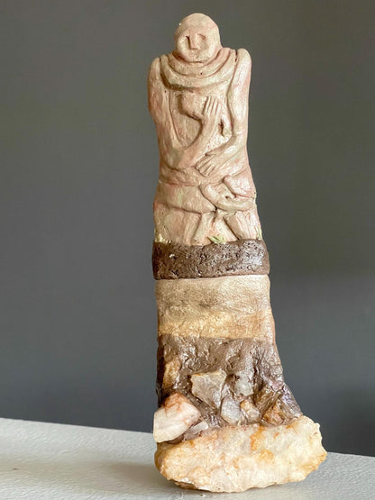 Jennifer the Keeper of Memory – Female Stone Gargoyle – Clay & Quartz Sculpture – Kurgan Stelae Inspired