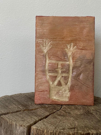 Valle de Merveilles (France) Hands-Up Petroglyph — 4×6" Hand-Sculpted Clay Wall Art